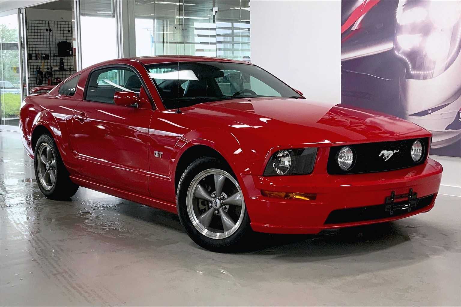Thumbnail: 2006 Ford Mustang - 15