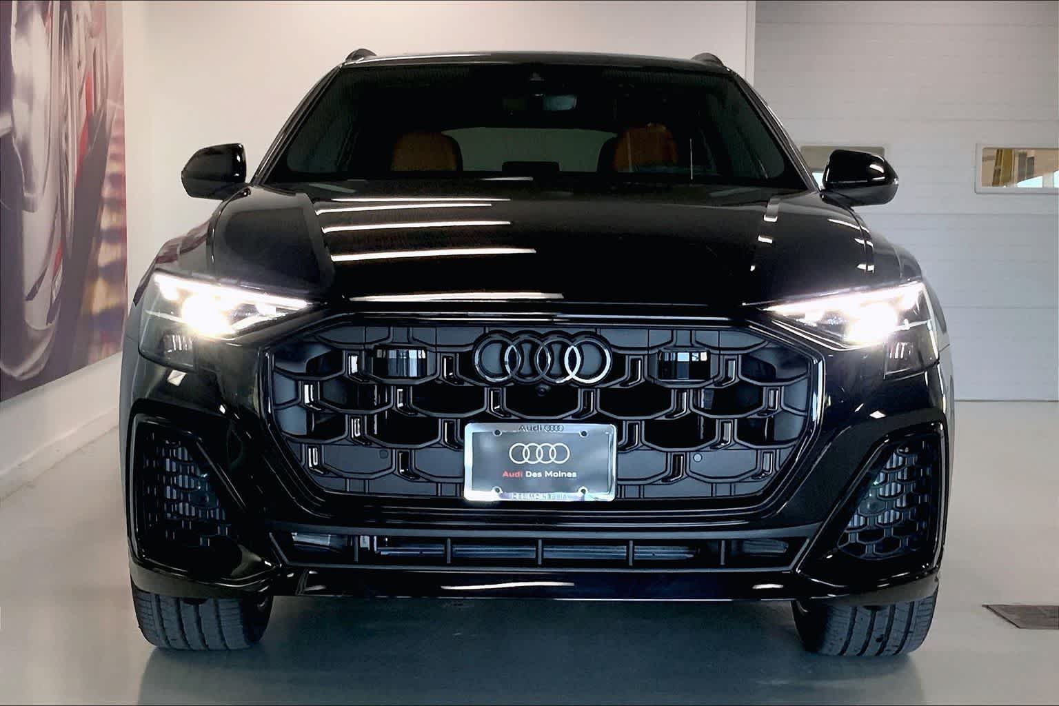Thumbnail: 2026 Audi Q8 - 6