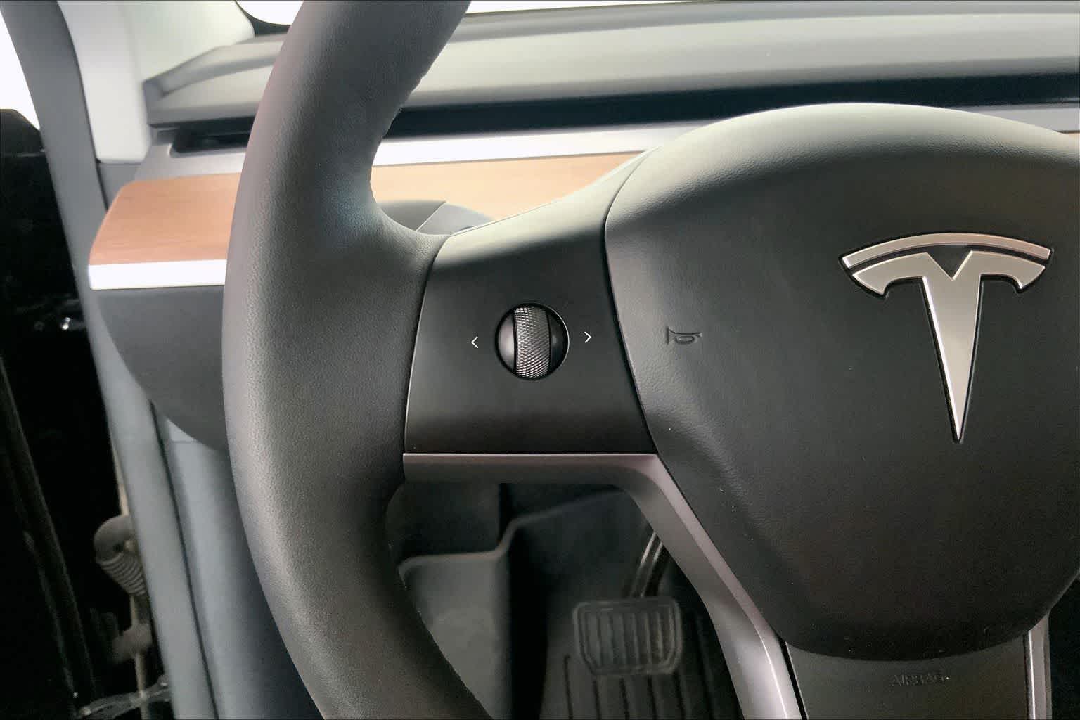 Thumbnail: 2024 Tesla Model Y - 22