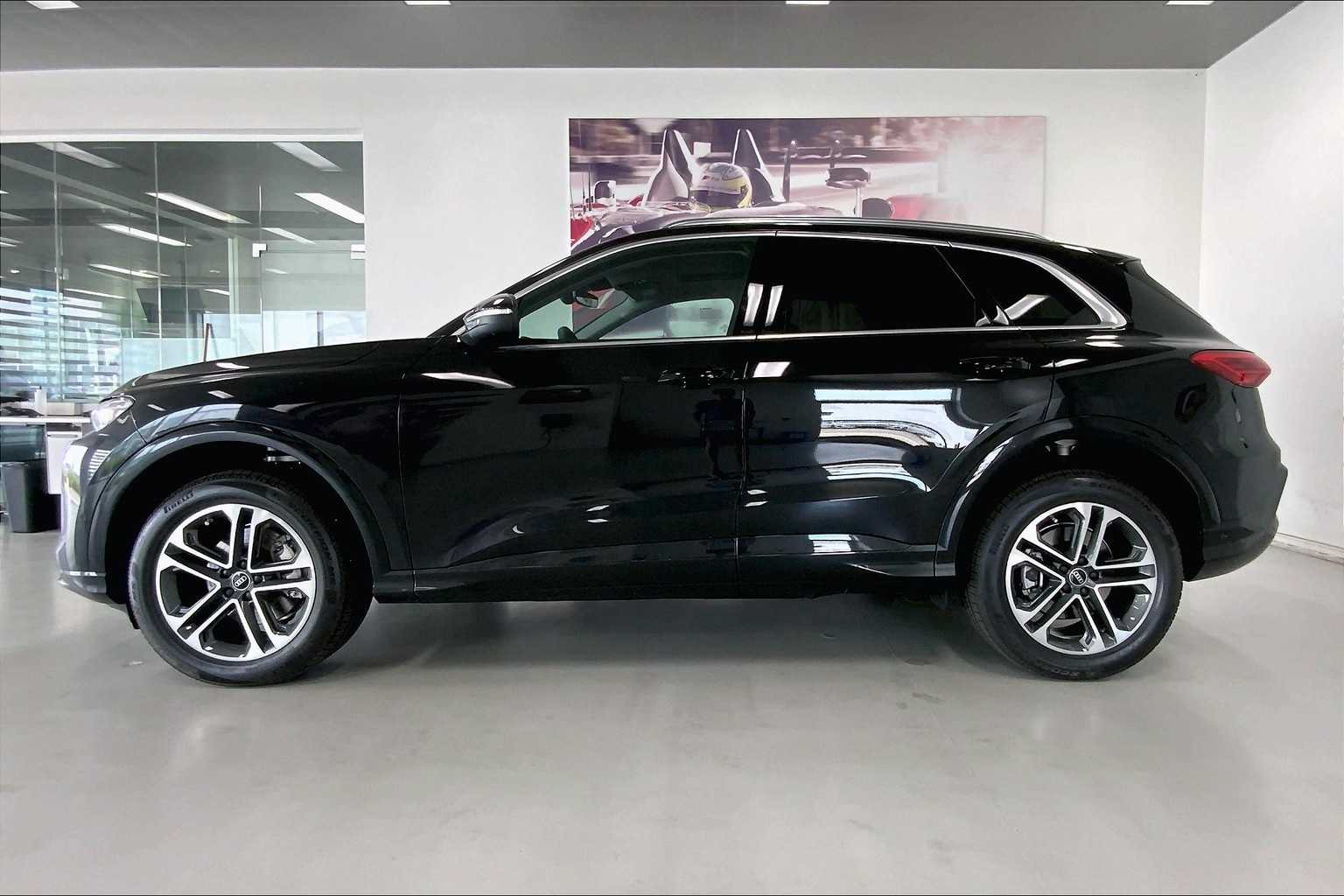 2025 Audi Q5 Premium 3
