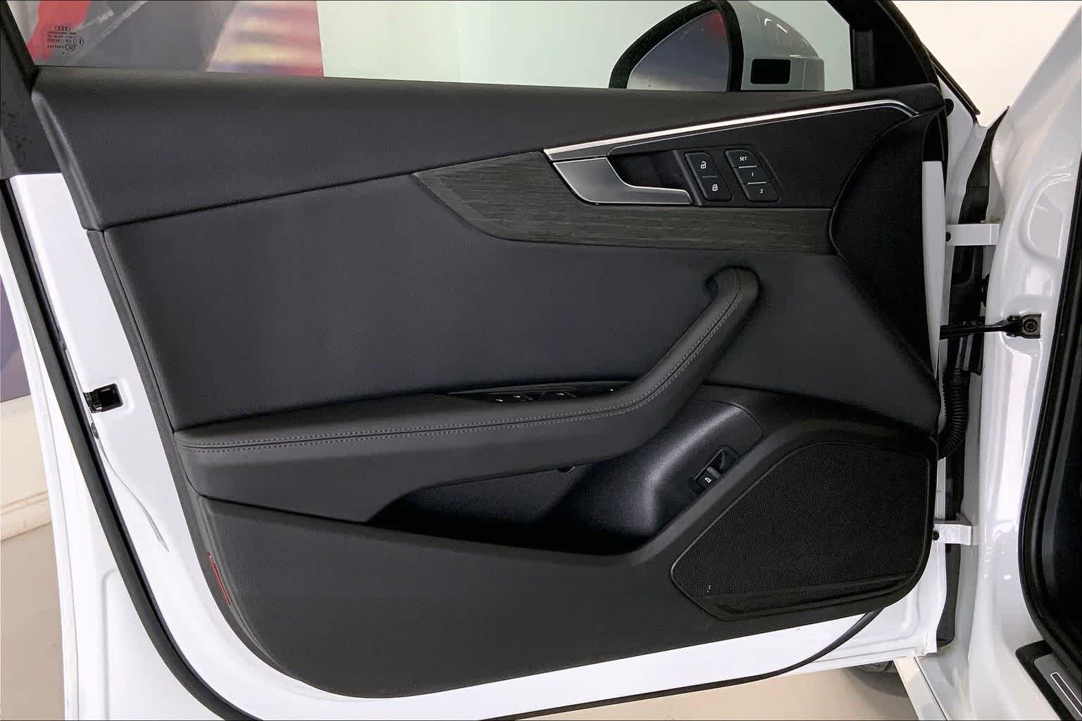 Thumbnail: 2019 Audi A4 - 27