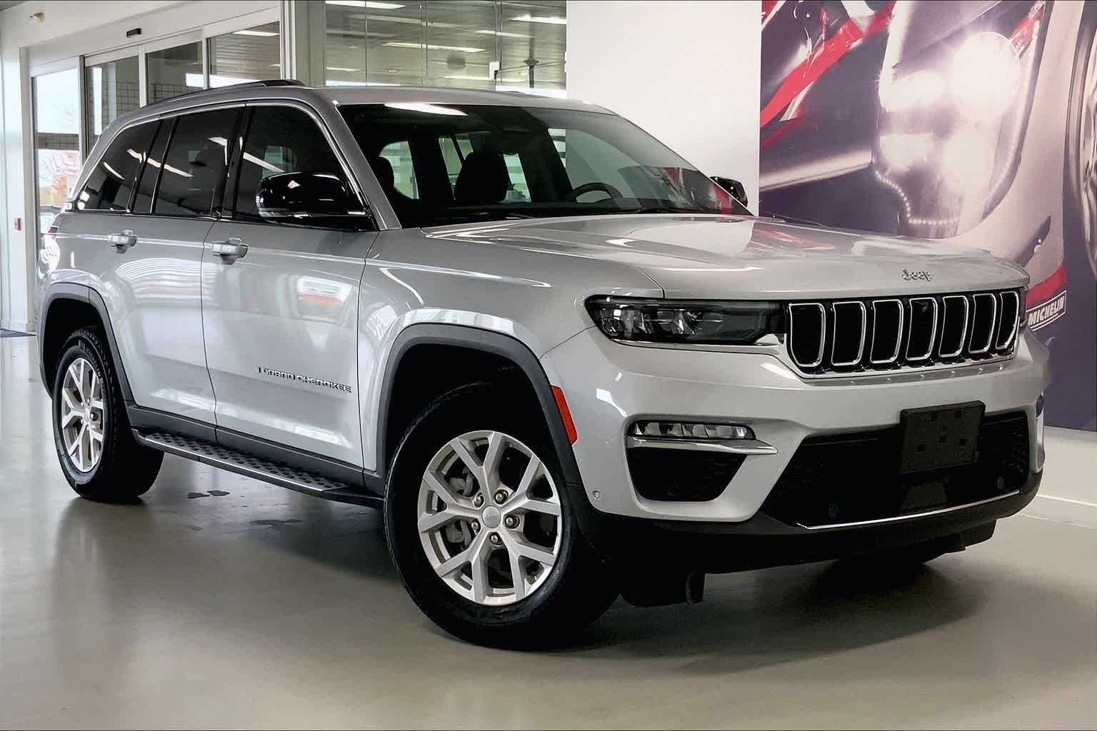 Thumbnail: 2023 Jeep Grand Cherokee - 19