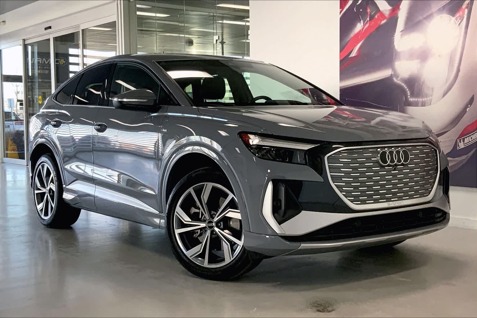 Thumbnail: 2023 Audi Q4 e-tron - 20