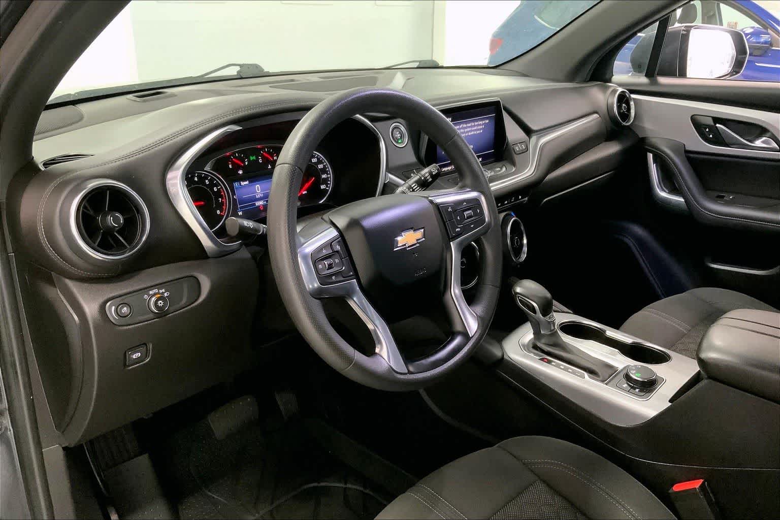 Thumbnail: 2022 Chevrolet Blazer - 2