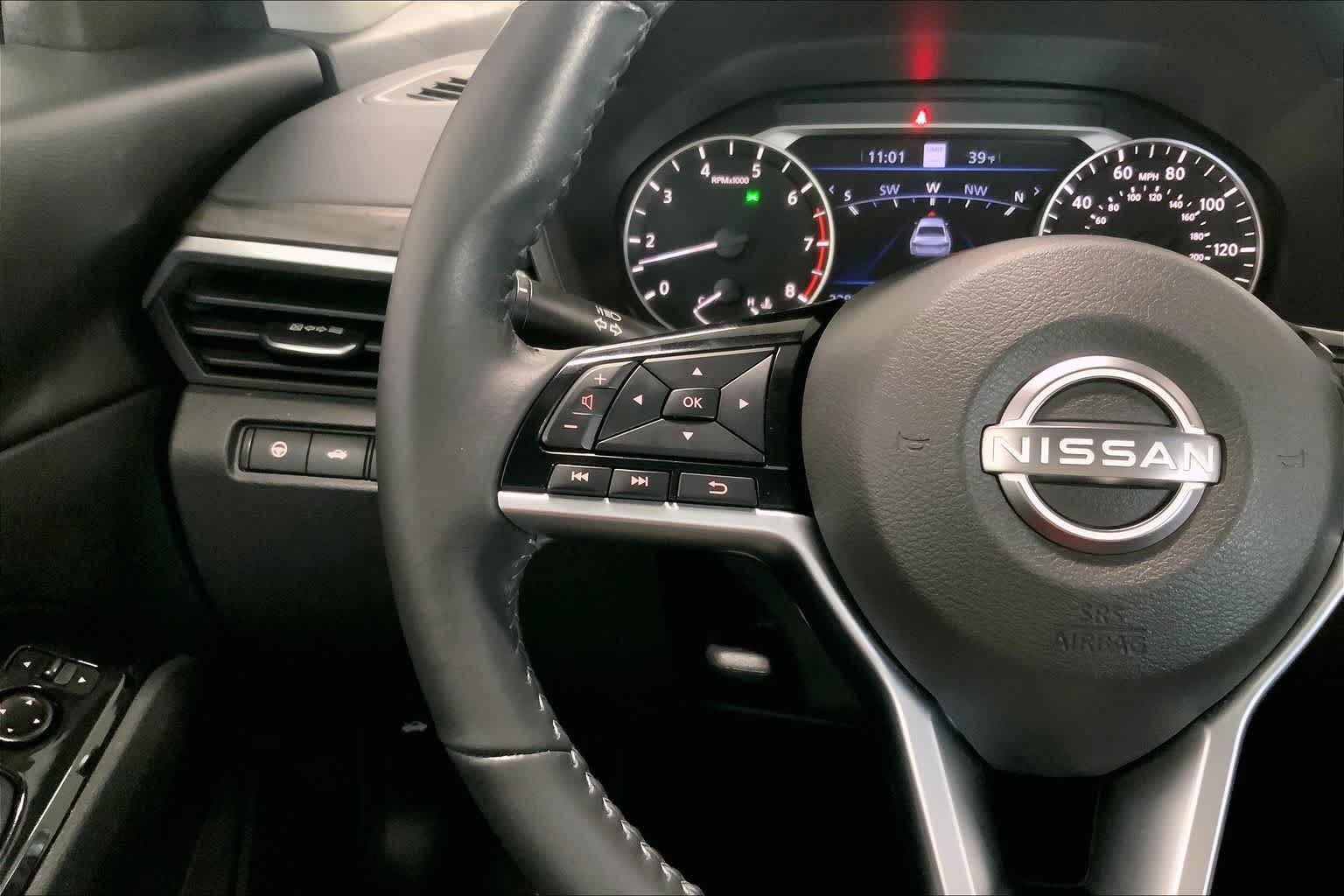 Thumbnail: 2023 Nissan Altima - 24