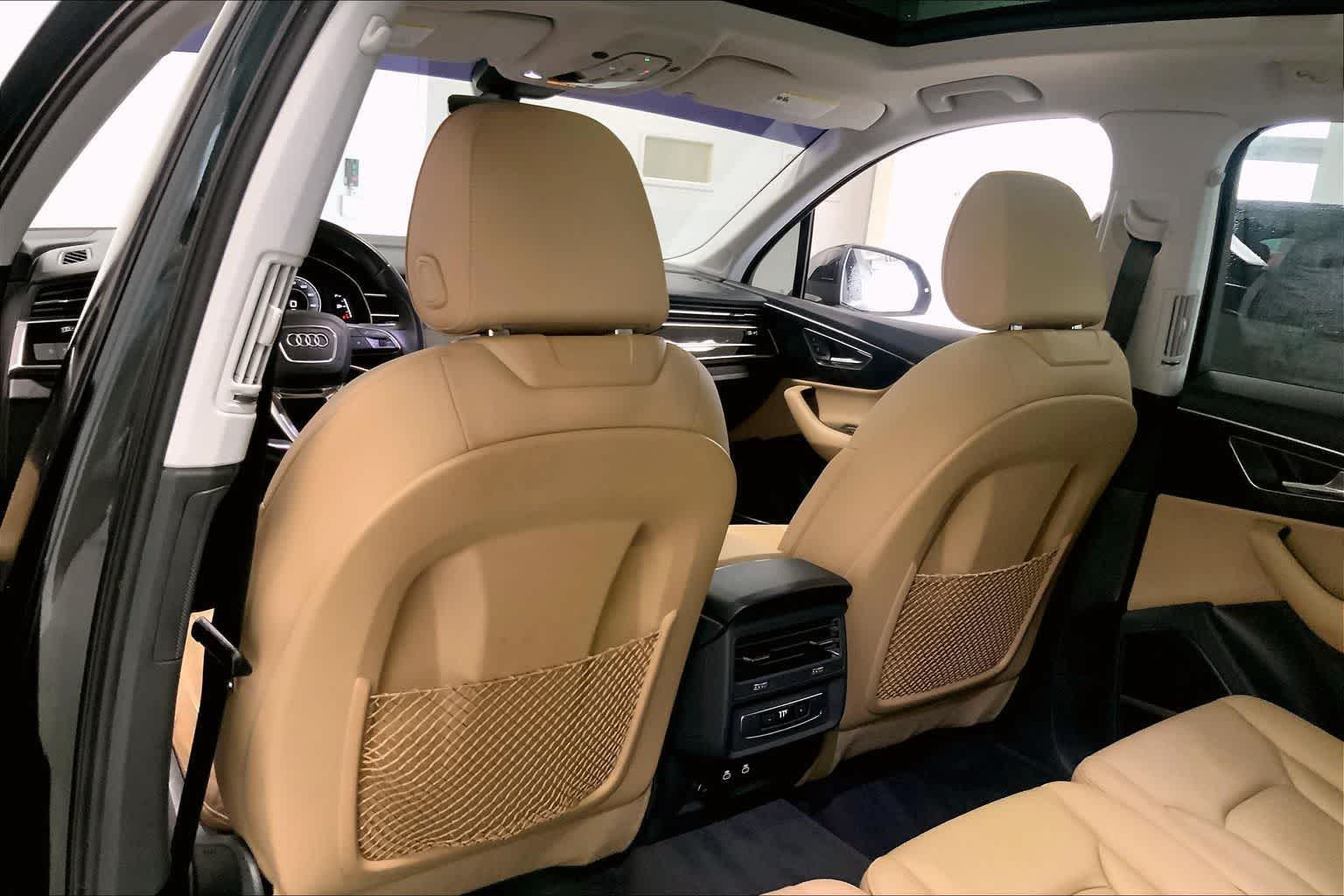 Thumbnail: 2022 Audi Q7 - 10