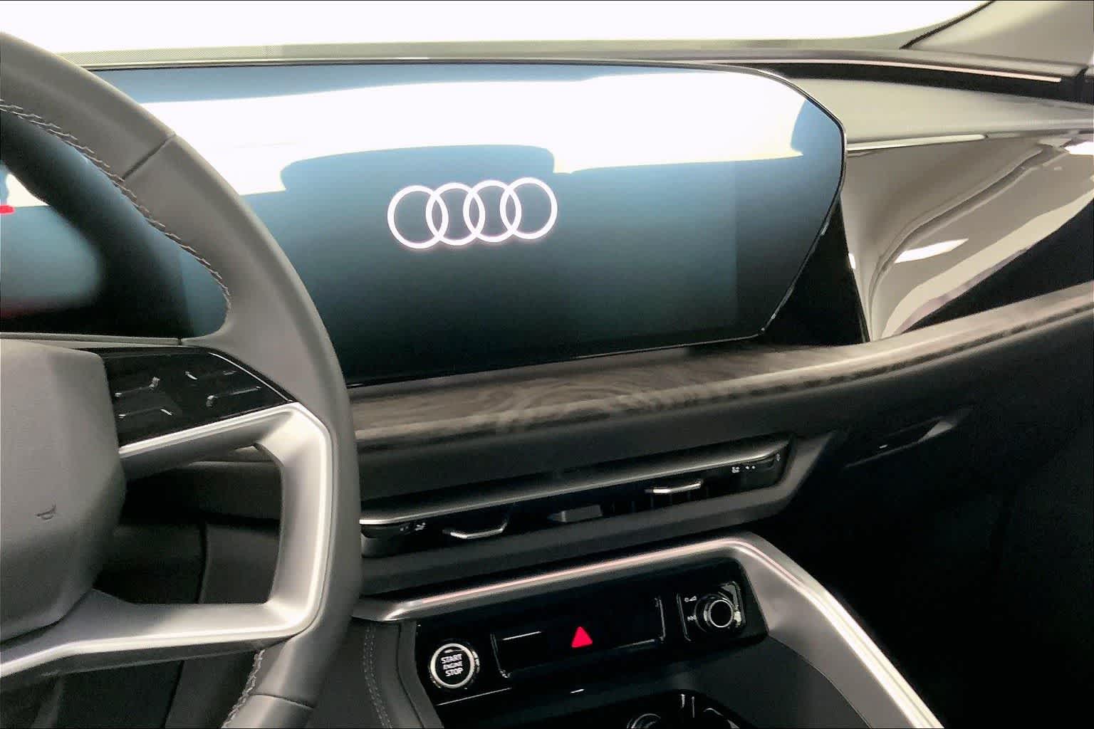 Thumbnail: 2025 Audi Q5 - 15