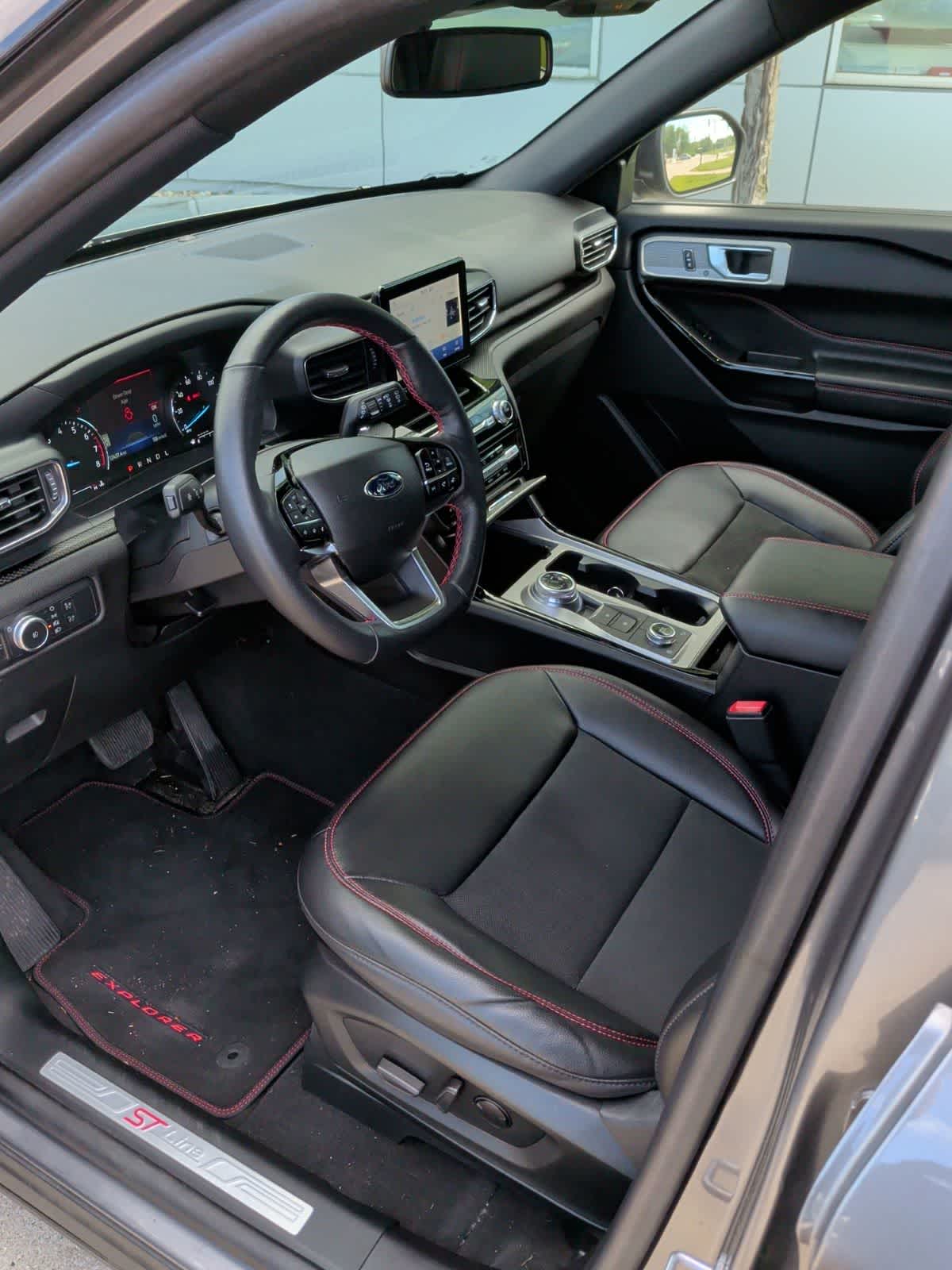 Thumbnail: 2022 Ford Explorer - 2