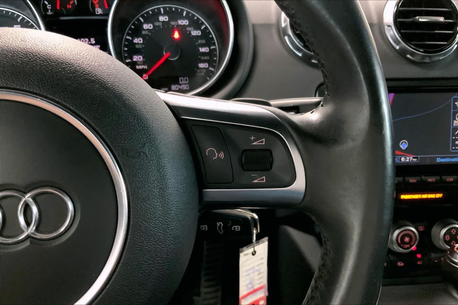 Thumbnail: 2011 Audi TT - 22
