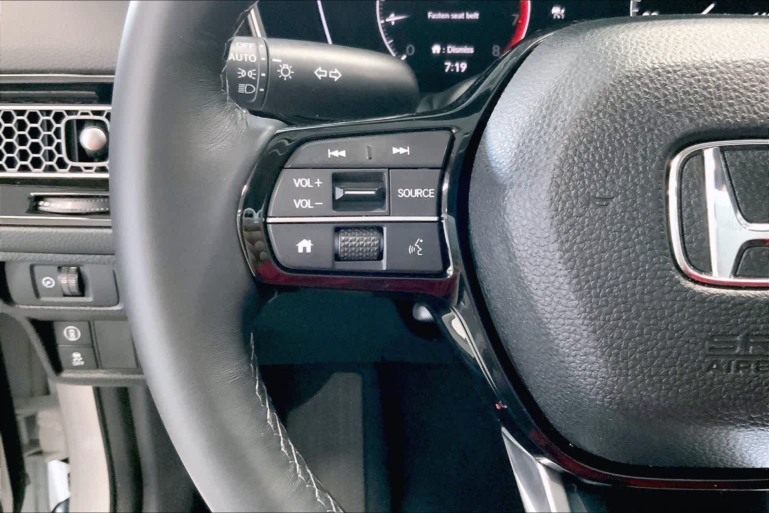 Thumbnail: 2022 Honda Civic - 24