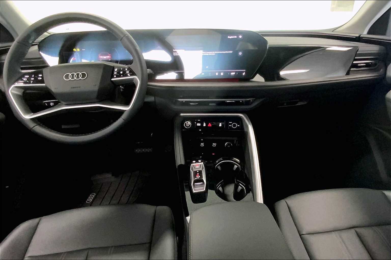 Thumbnail: 2025 Audi Q5 - 10