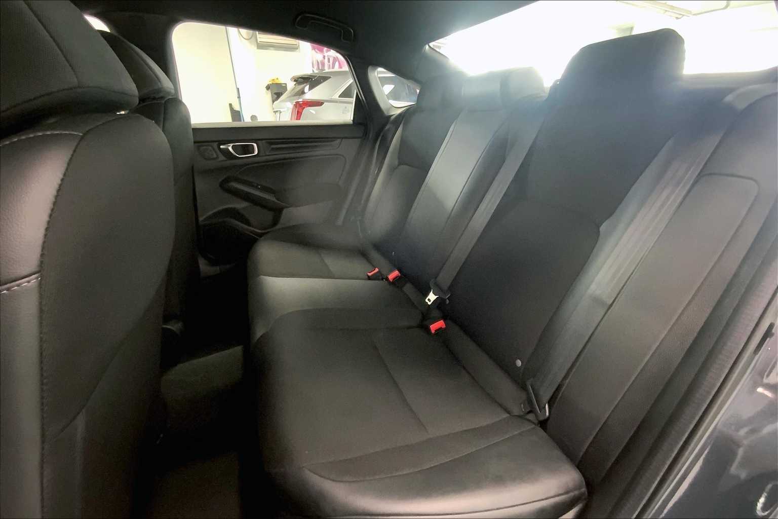 2024 Honda Civic Sport 27