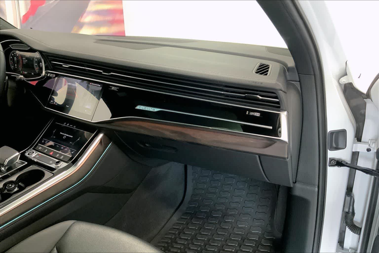 Thumbnail: 2023 Audi Q7 - 21