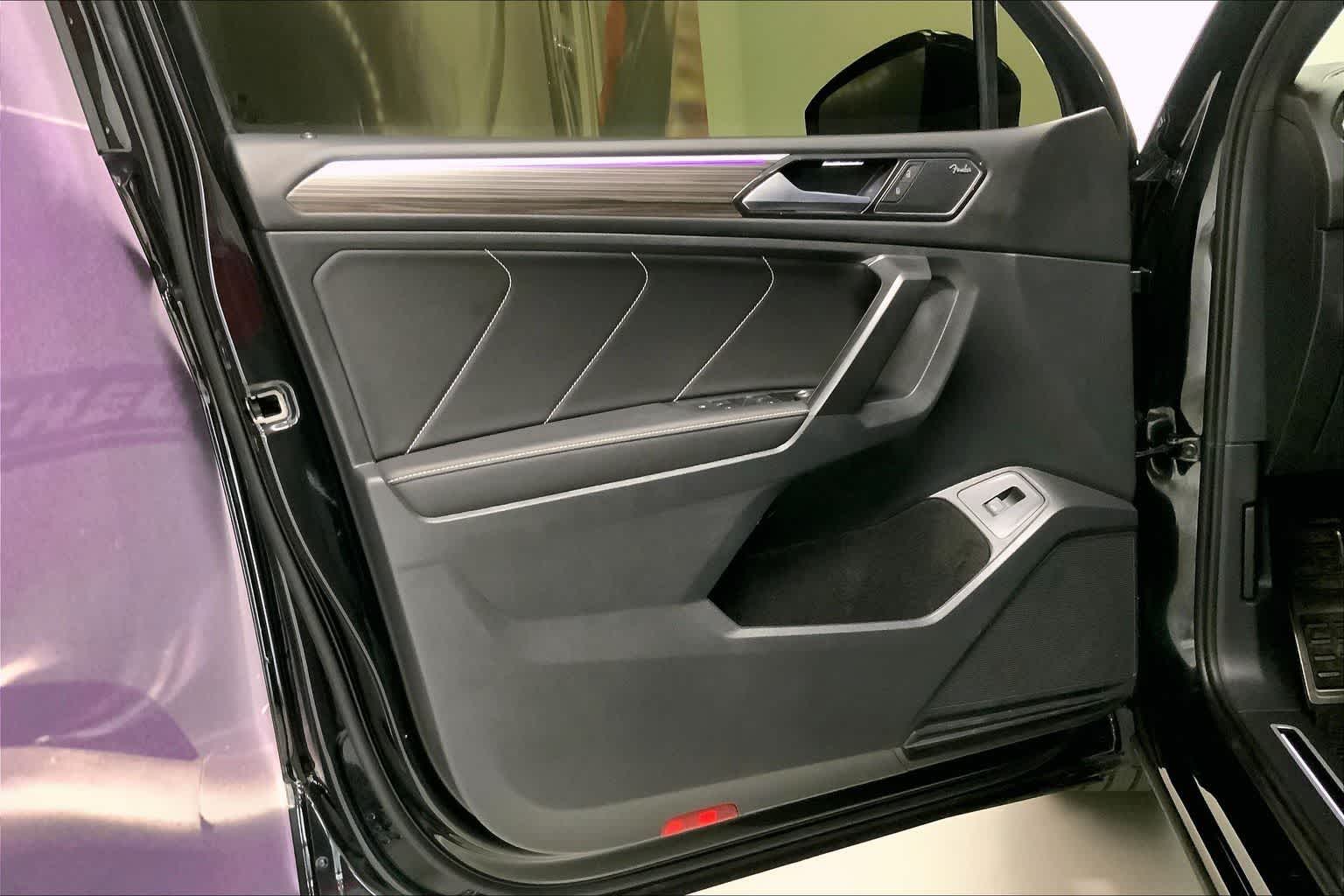 Thumbnail: 2023 Volkswagen Tiguan - 26