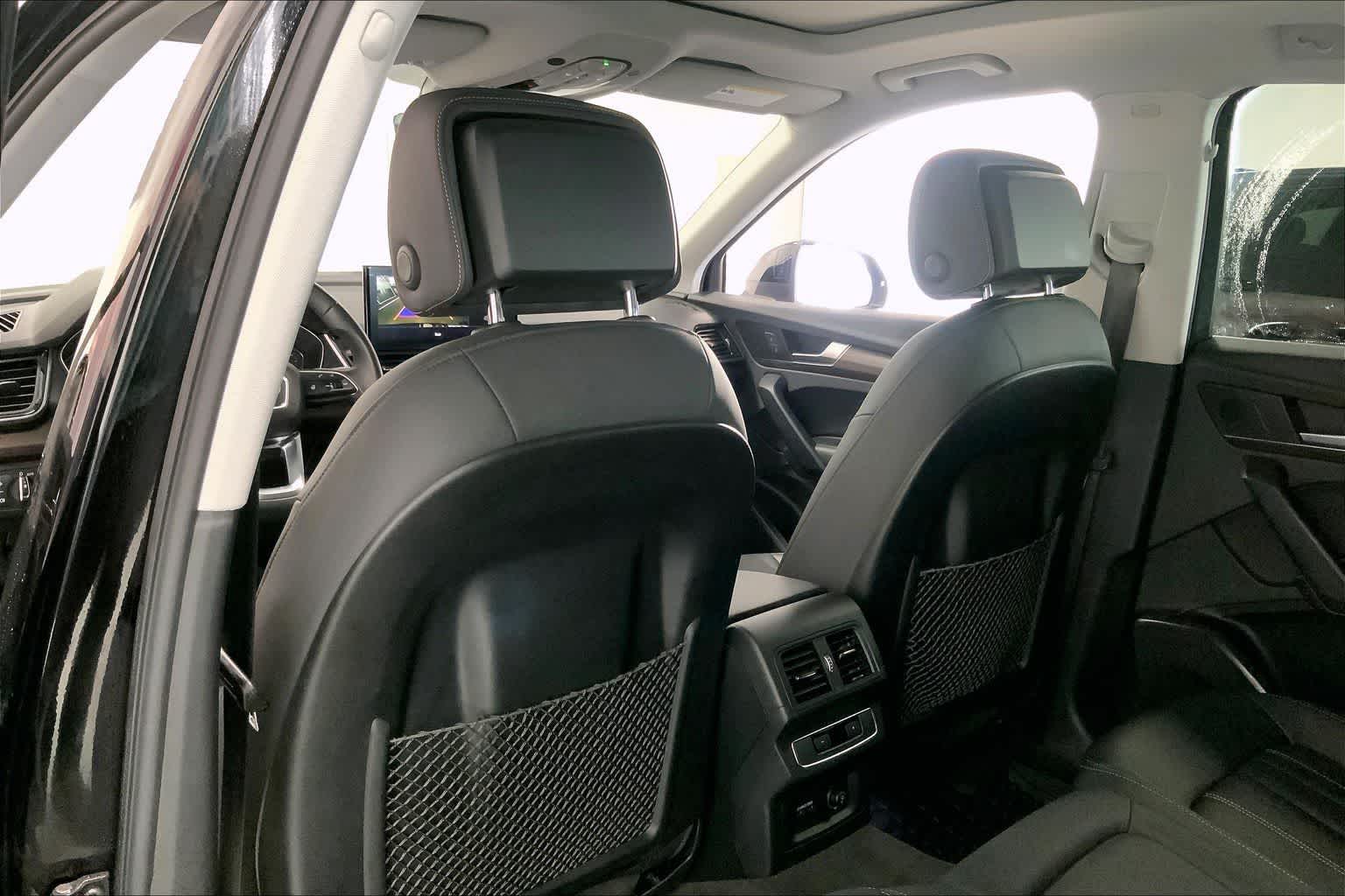 Thumbnail: 2021 Audi Q5 - 10