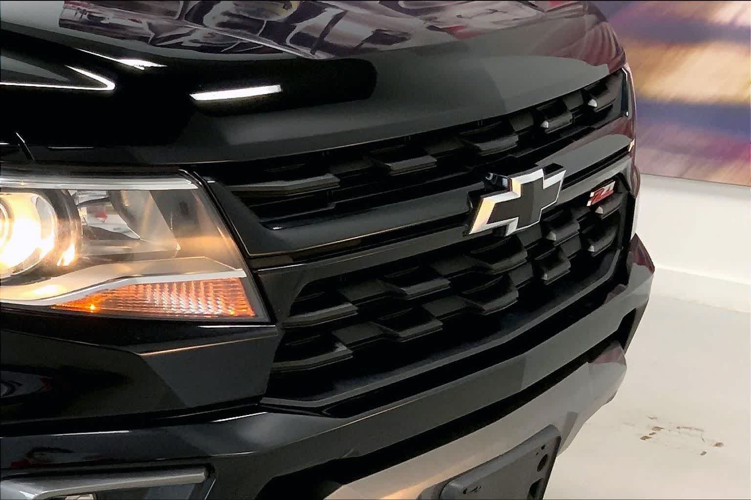 Thumbnail: 2022 Chevrolet Colorado - 33