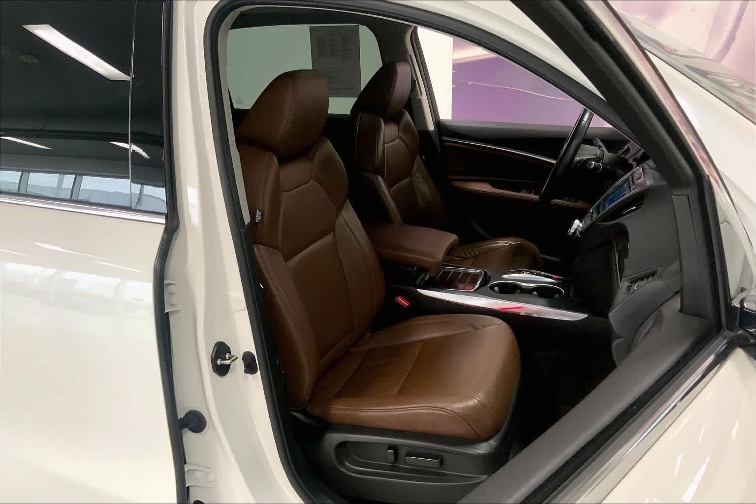 Thumbnail: 2017 Acura MDX - 12