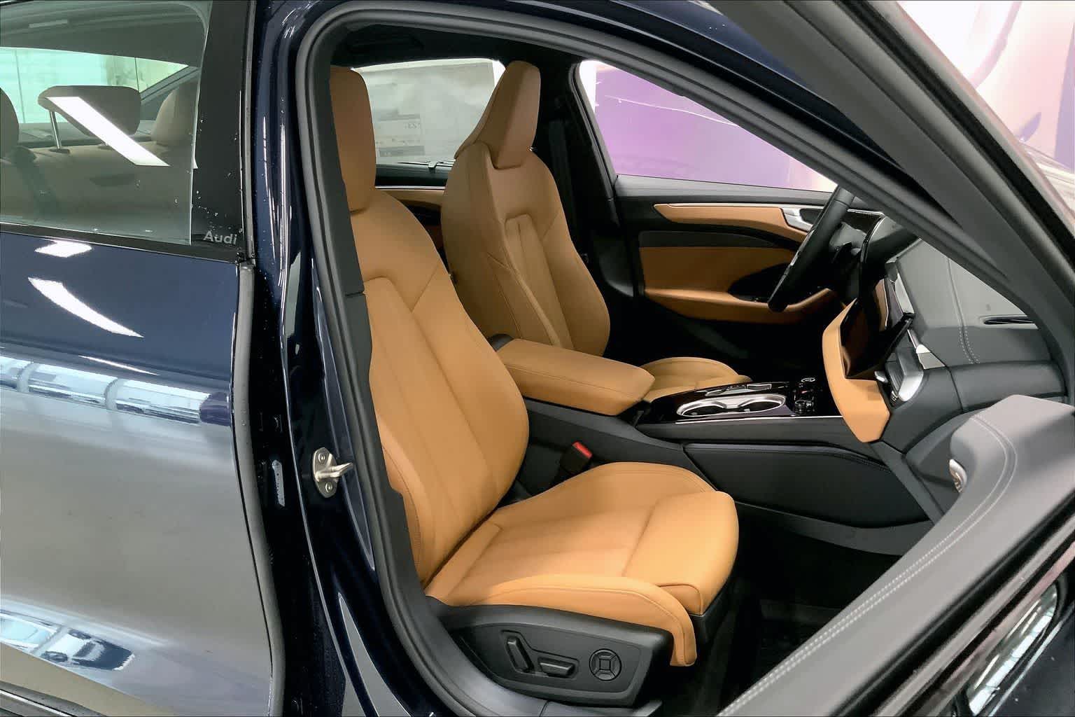 Thumbnail: 2026 Audi A6 - 13