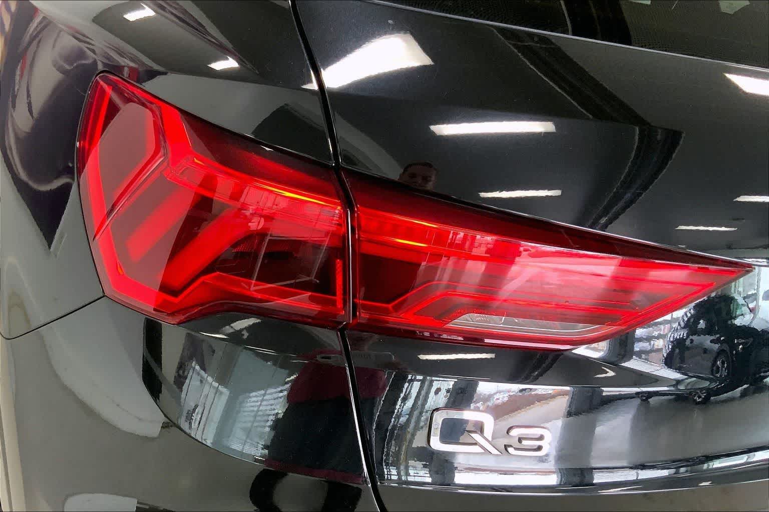 Thumbnail: 2020 Audi Q3 - 29