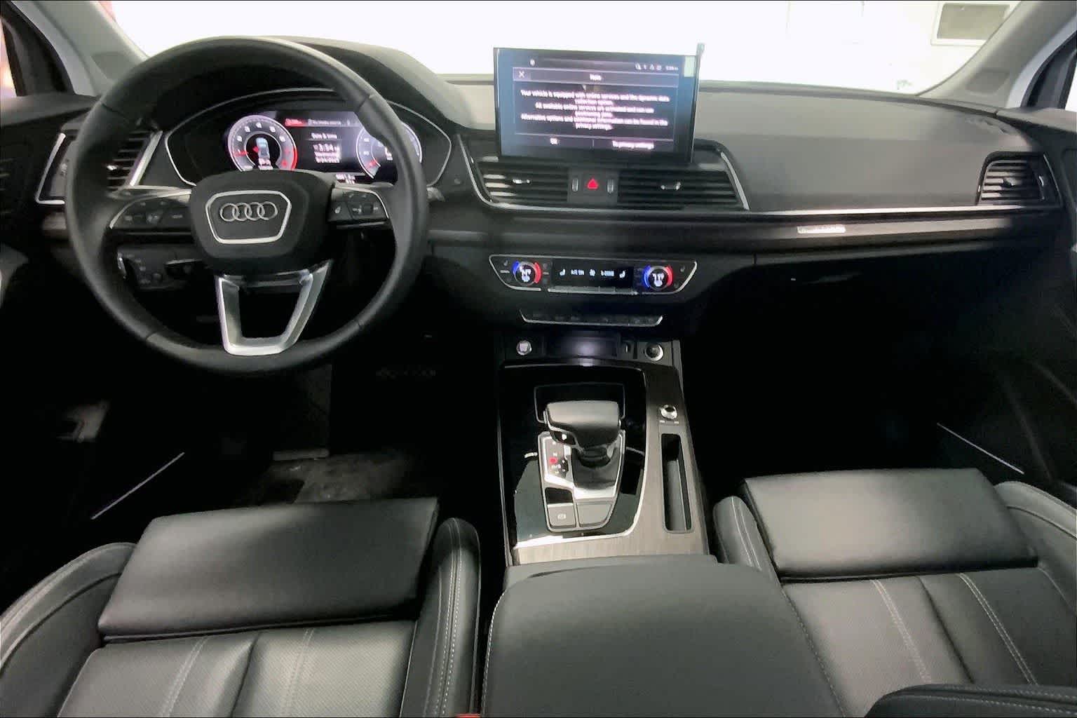 Thumbnail: 2025 Audi Q5 - 9