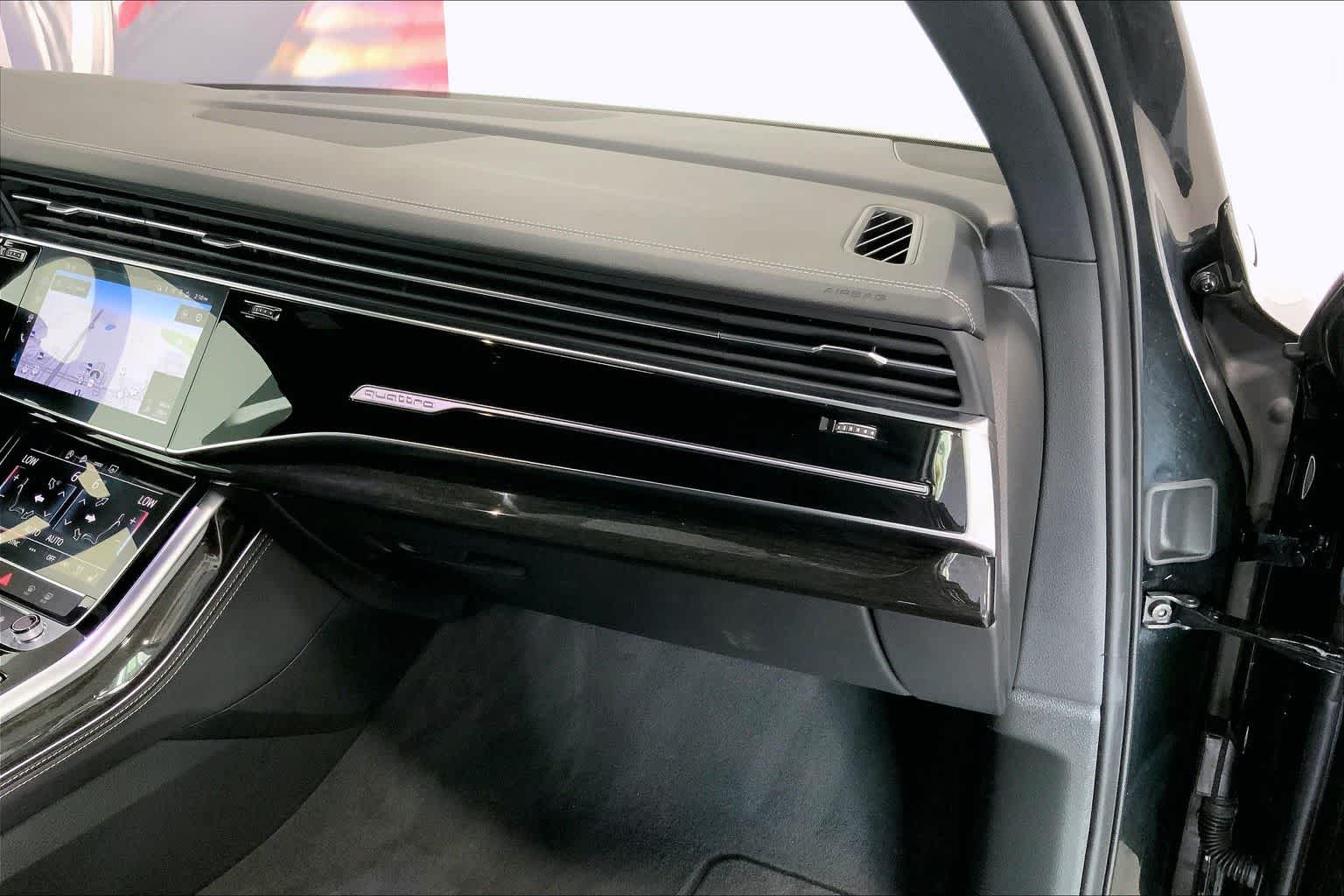 Thumbnail: 2025 Audi Q7 - 23