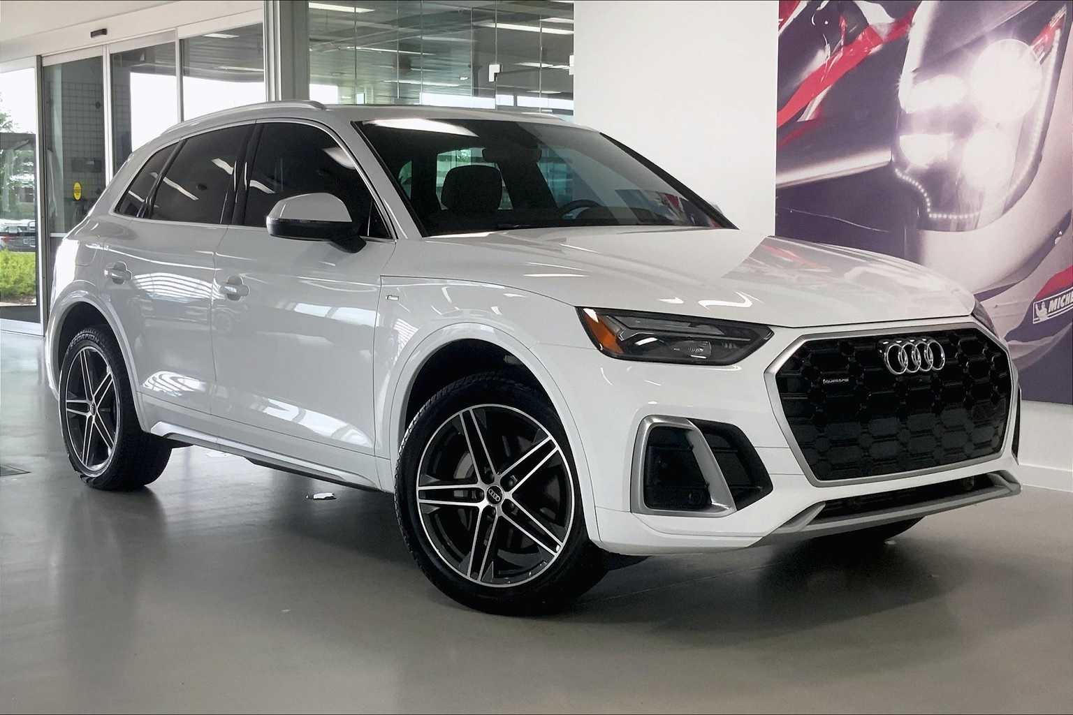 Thumbnail: 2025 Audi Q5 - 13