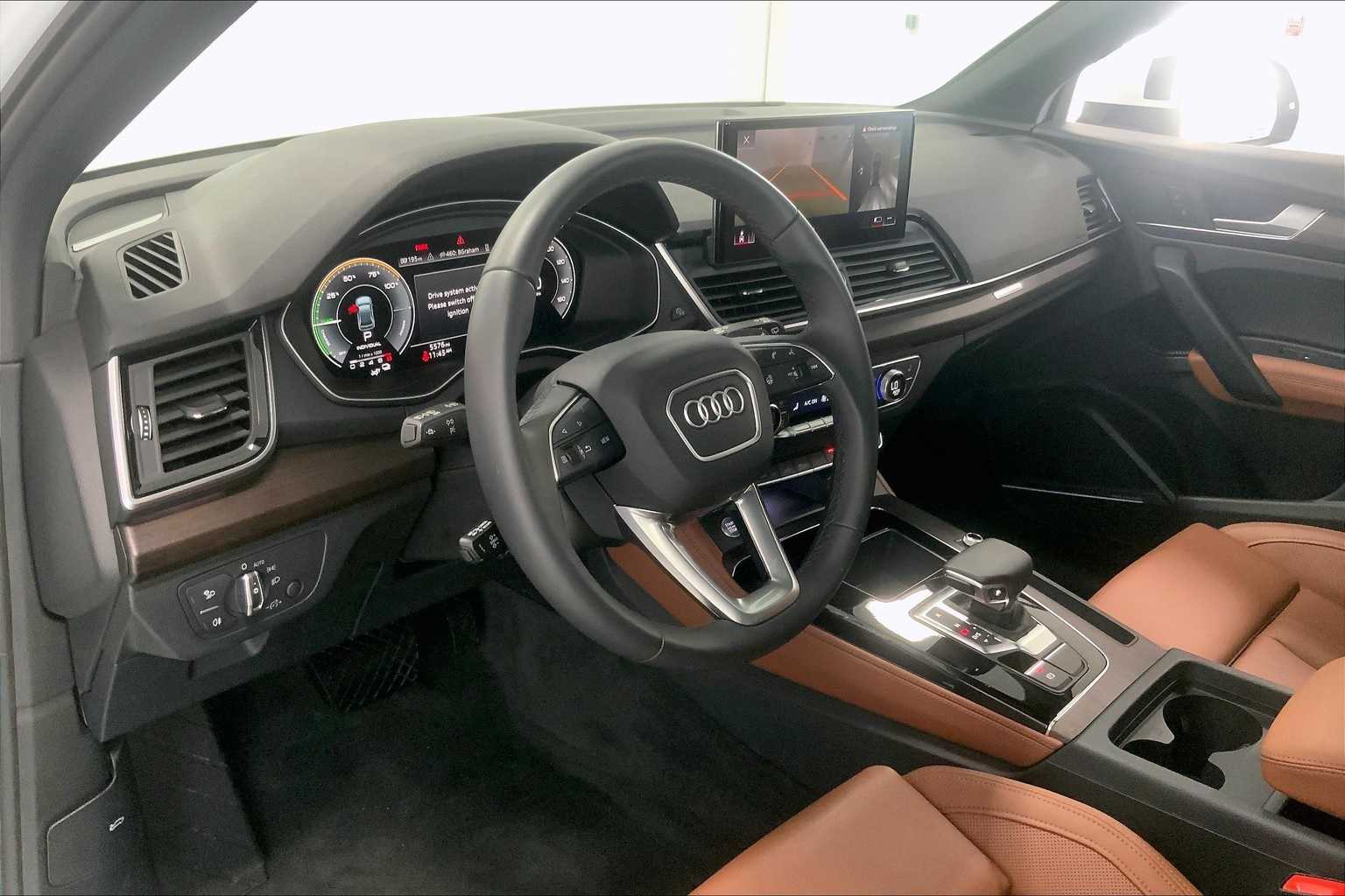 Thumbnail: 2025 Audi Q5 - 2