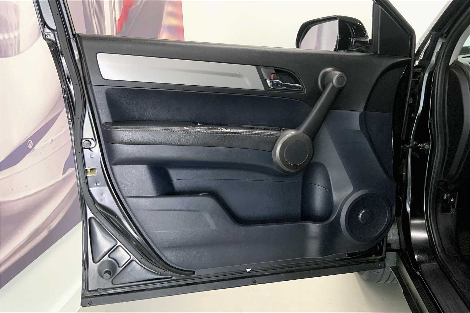 Thumbnail: 2011 Honda CR-V - 21