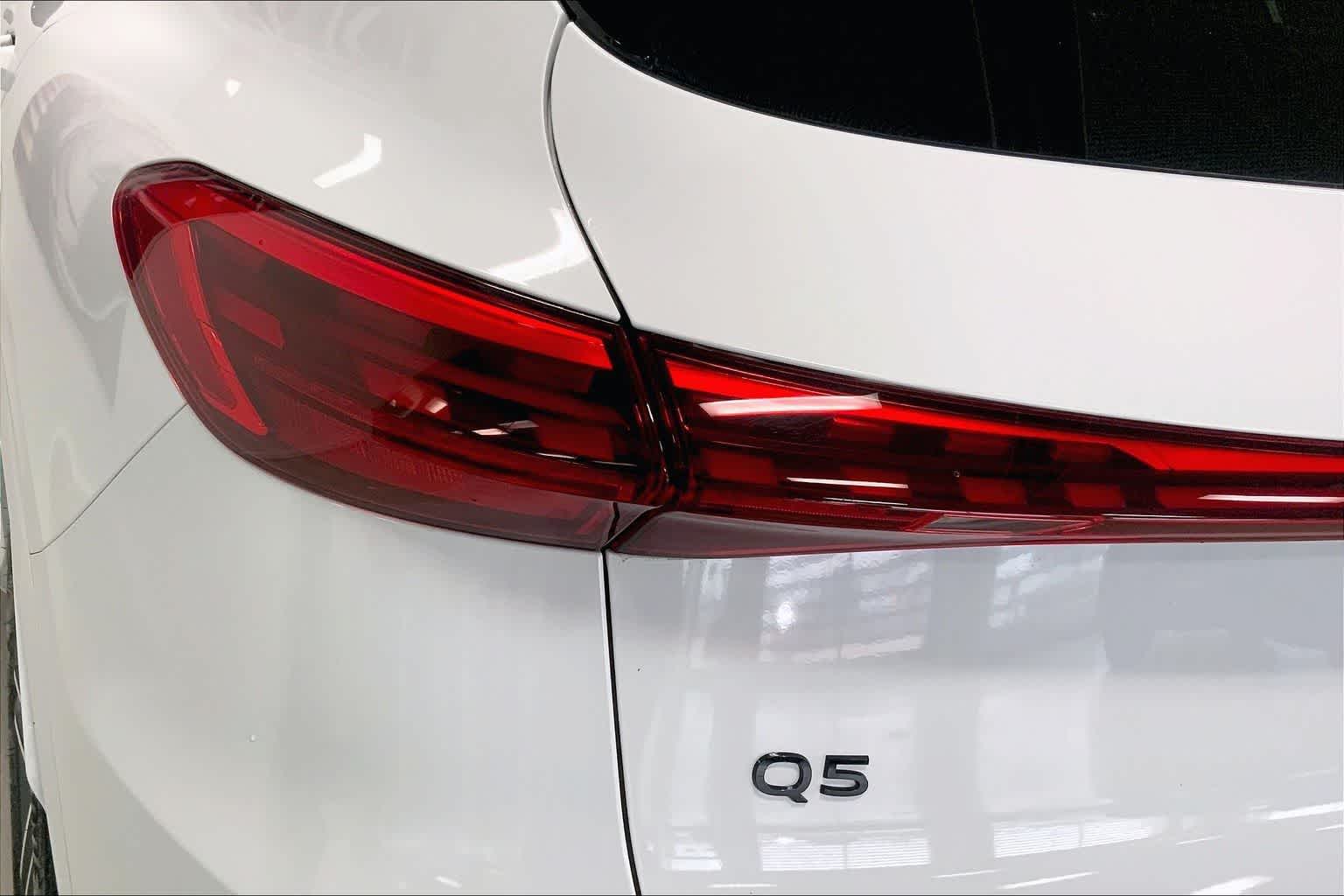 Thumbnail: 2025 Audi Q5 - 29