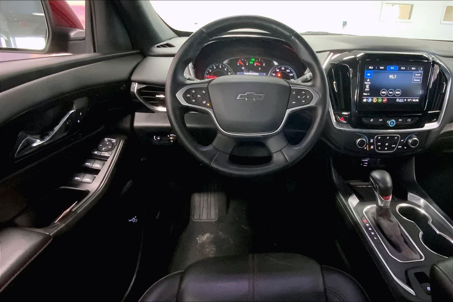 Thumbnail: 2023 Chevrolet Traverse - 13