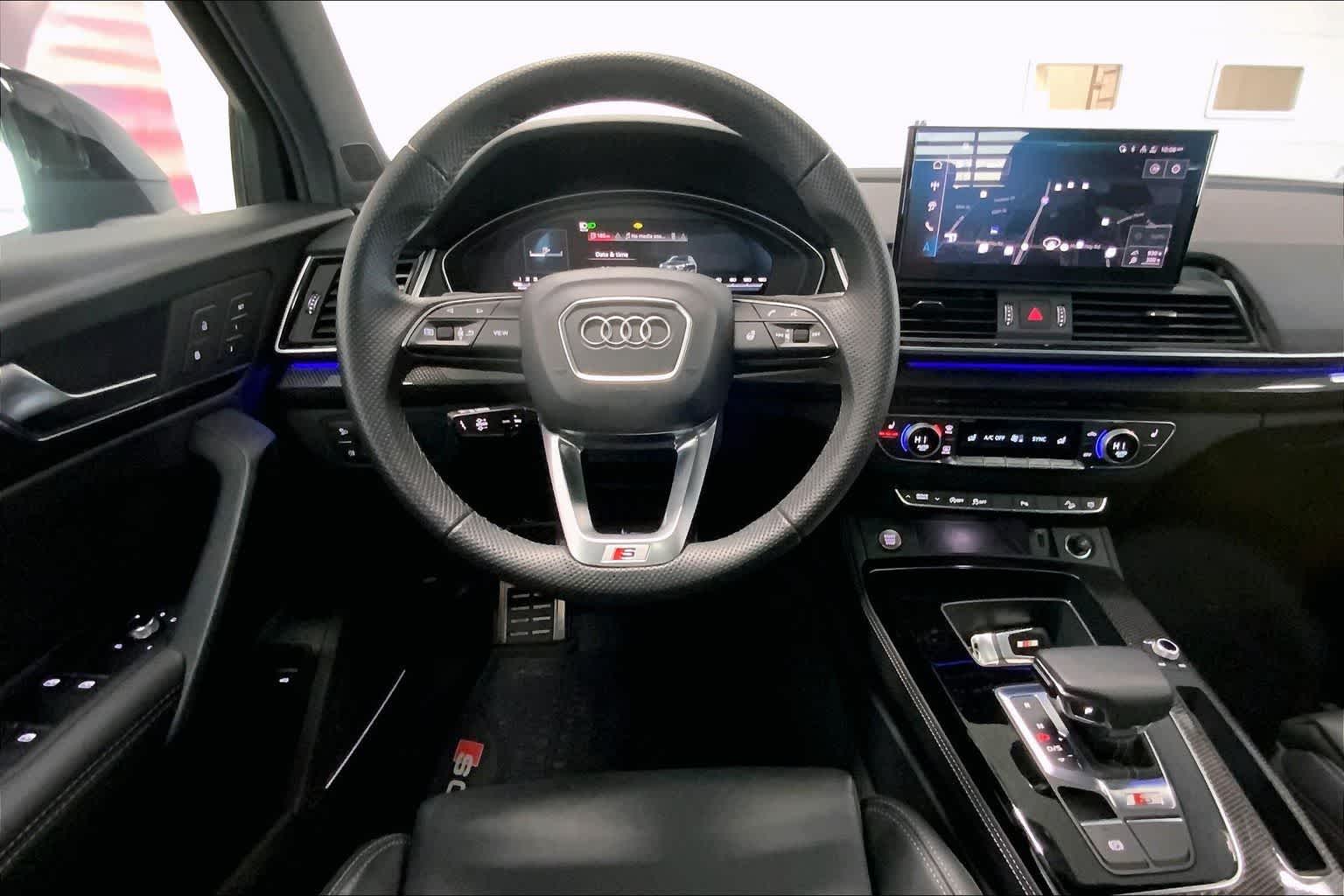 Thumbnail: 2025 Audi SQ5 - 14