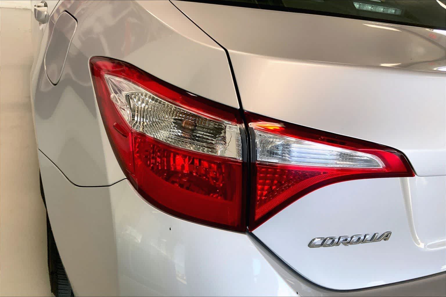 Thumbnail: 2015 Toyota Corolla - 26