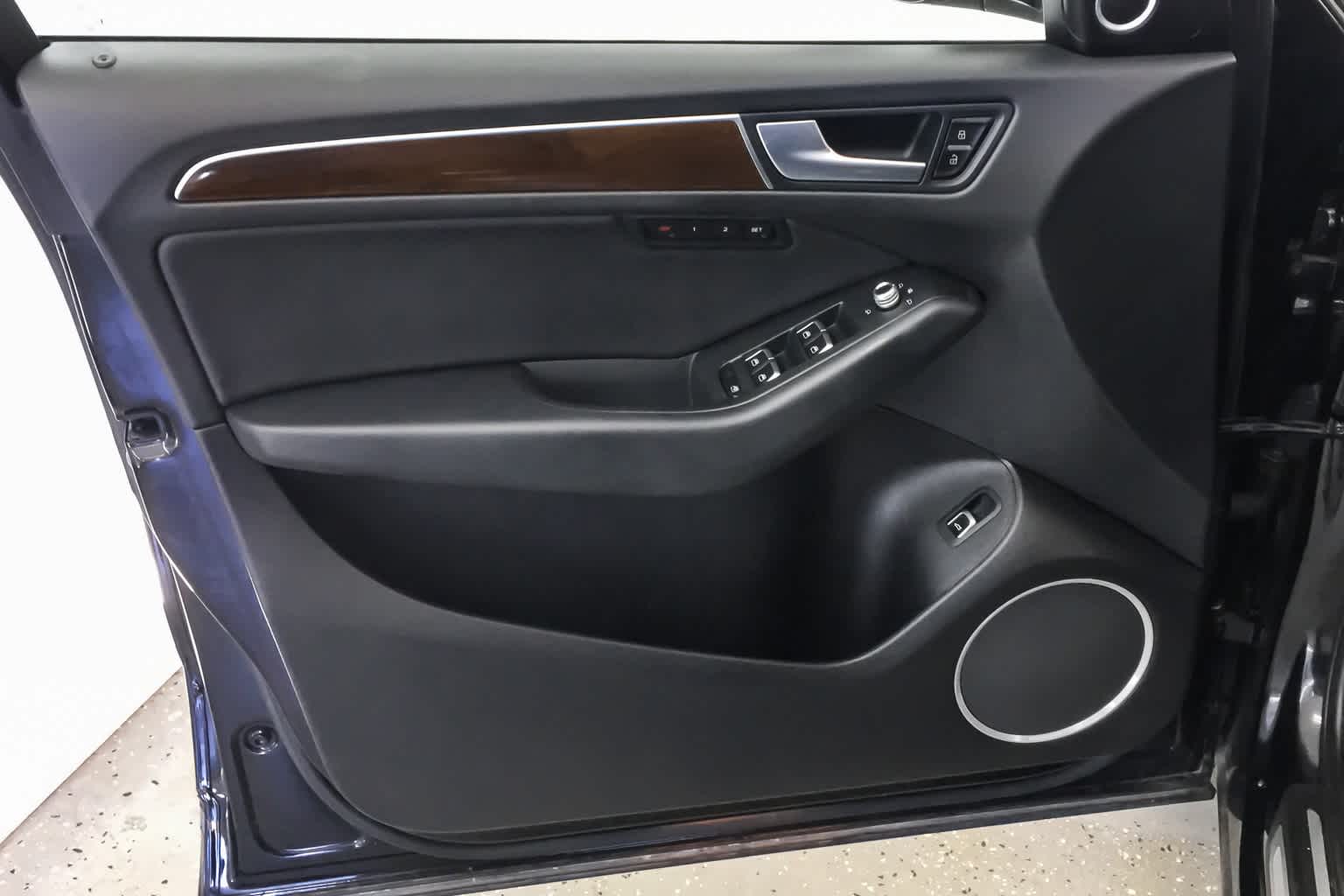 Thumbnail: 2017 Audi Q5 - 25