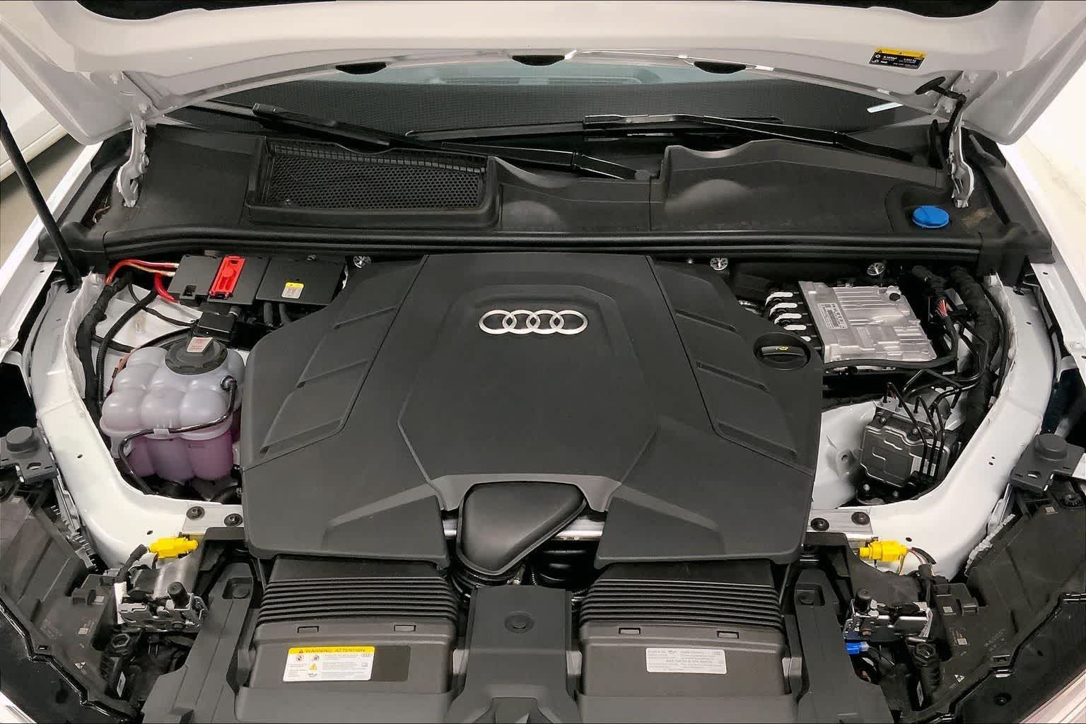 Thumbnail: 2026 Audi Q7 - 9