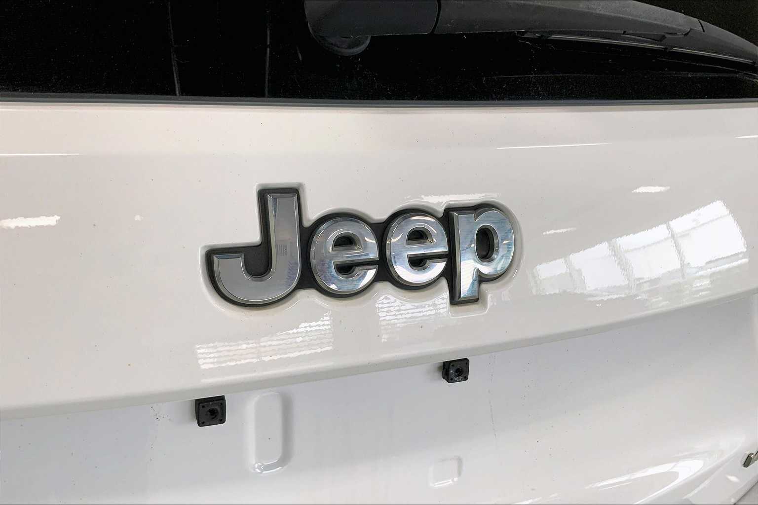 Thumbnail: 2014 Jeep Grand Cherokee - 7