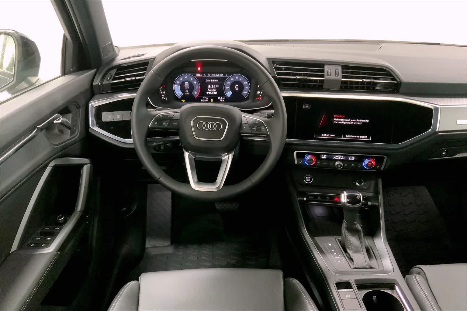 Thumbnail: 2025 Audi Q3 - 14