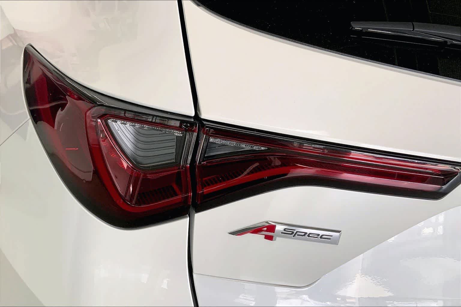Thumbnail: 2022 Acura MDX - 26