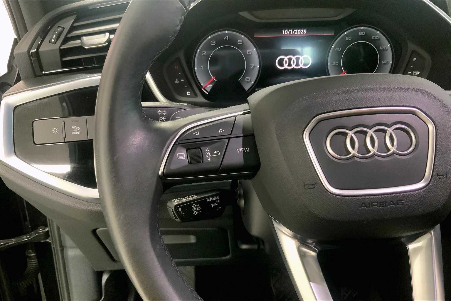 Thumbnail: 2023 Audi Q3 - 22