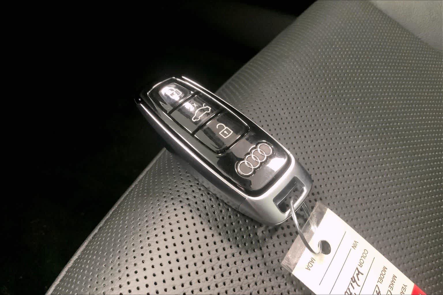 Thumbnail: 2025 Audi A6 - 18