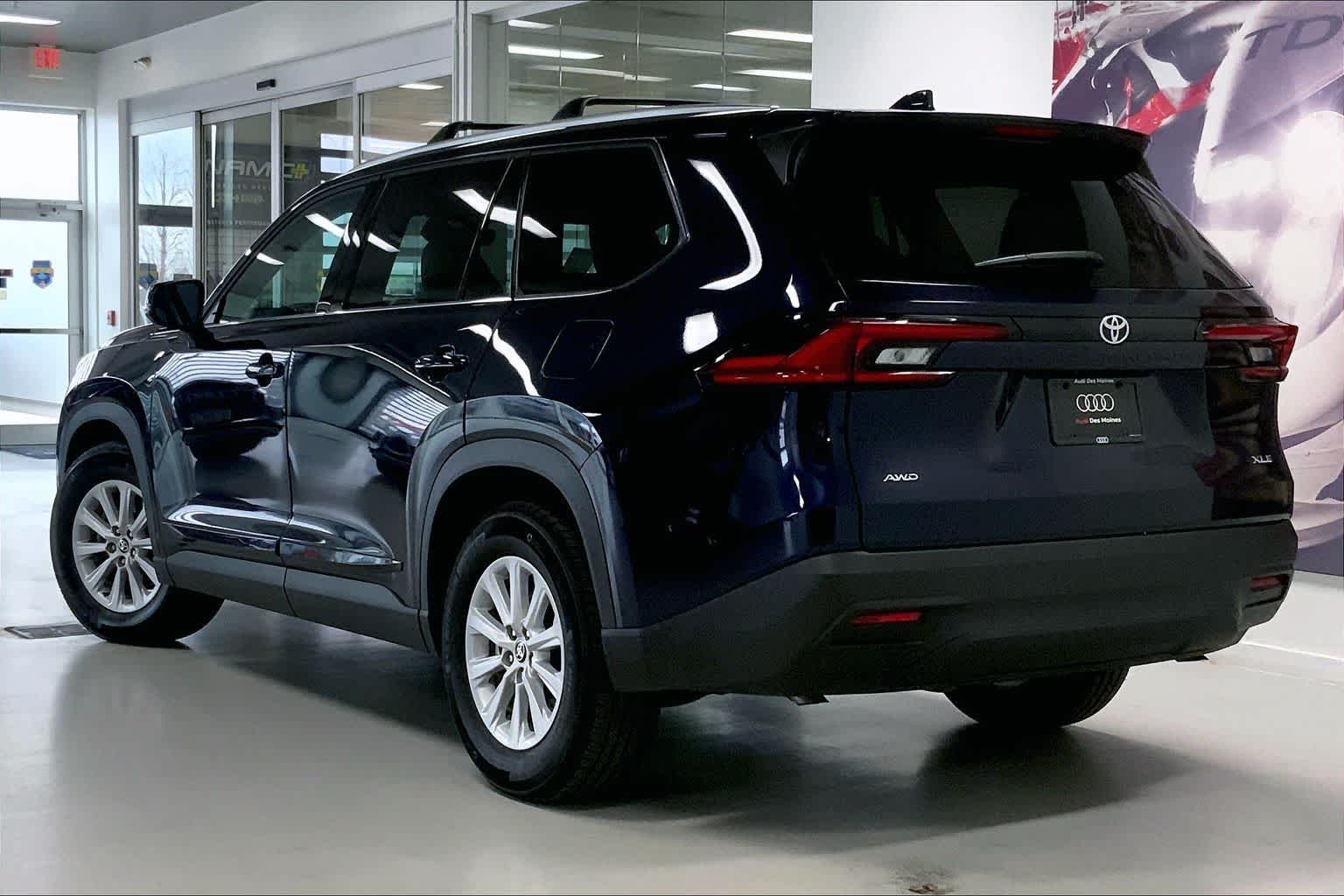 Thumbnail: 2025 Toyota Grand Highlander - 4