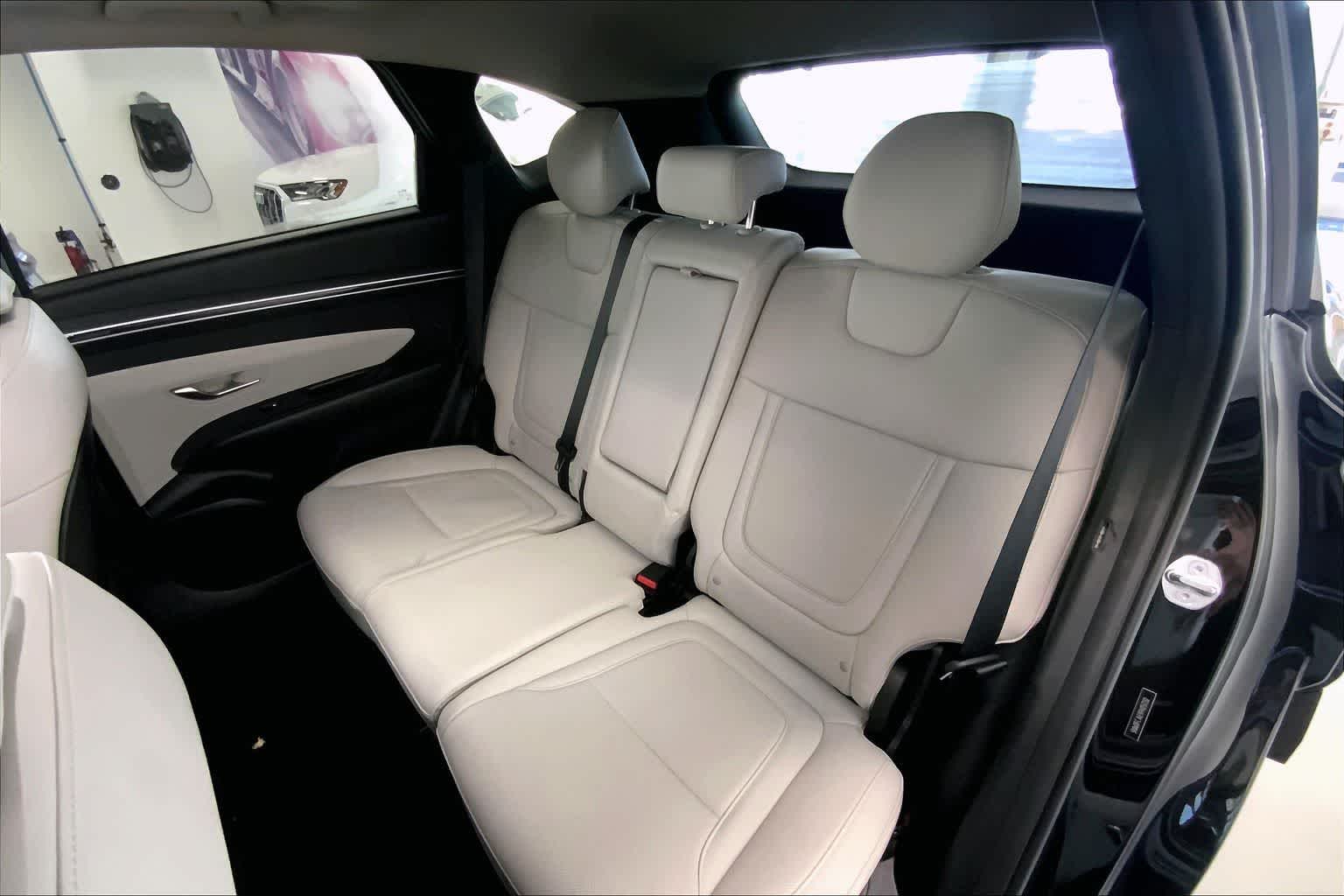 Thumbnail: 2023 Hyundai Tucson - 25