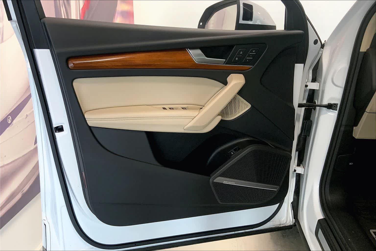 Thumbnail: 2023 Audi Q5 - 23