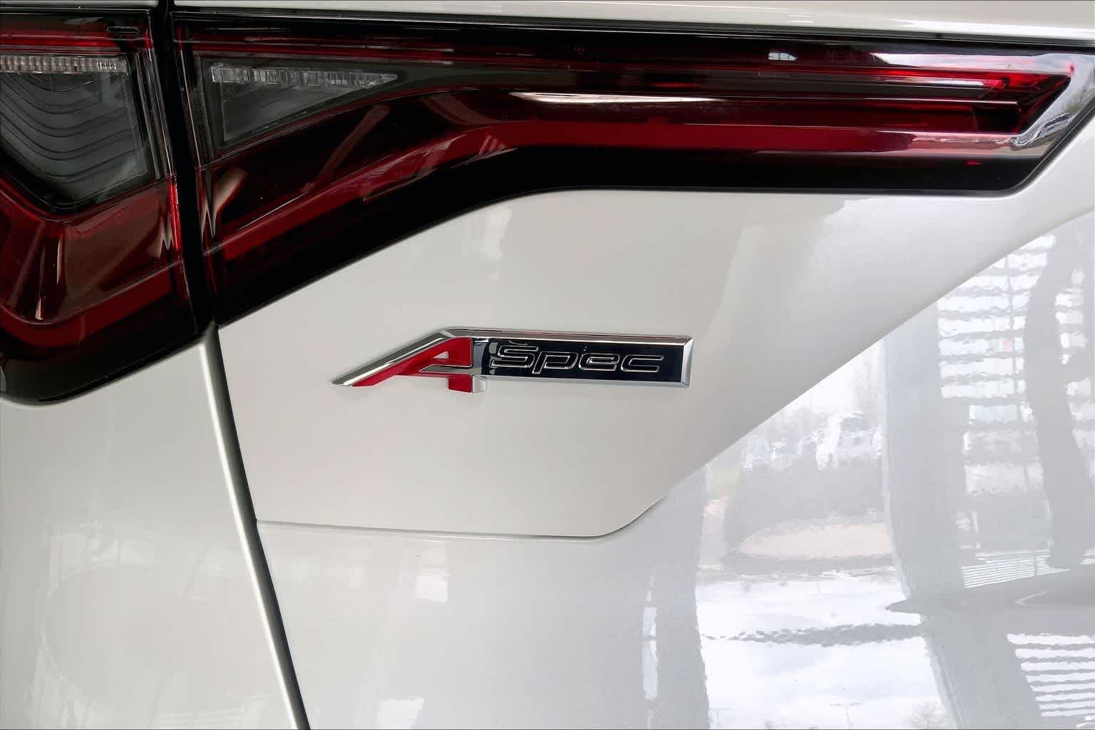 Thumbnail: 2022 Acura MDX - 7