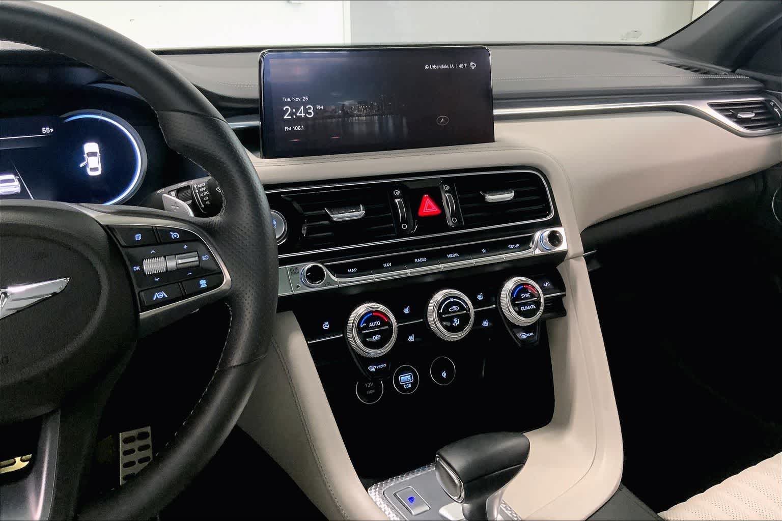 Thumbnail: 2023 Genesis G70 - 14