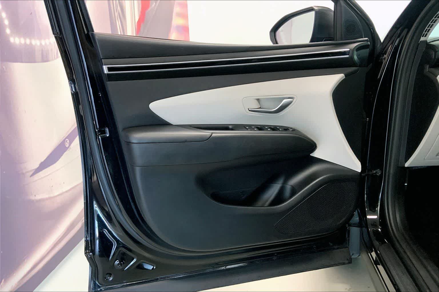 Thumbnail: 2023 Hyundai Tucson - 23