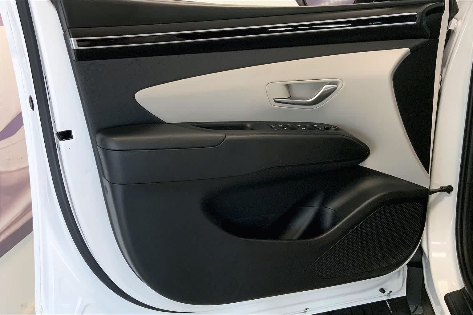 Thumbnail: 2023 Hyundai Tucson - 25