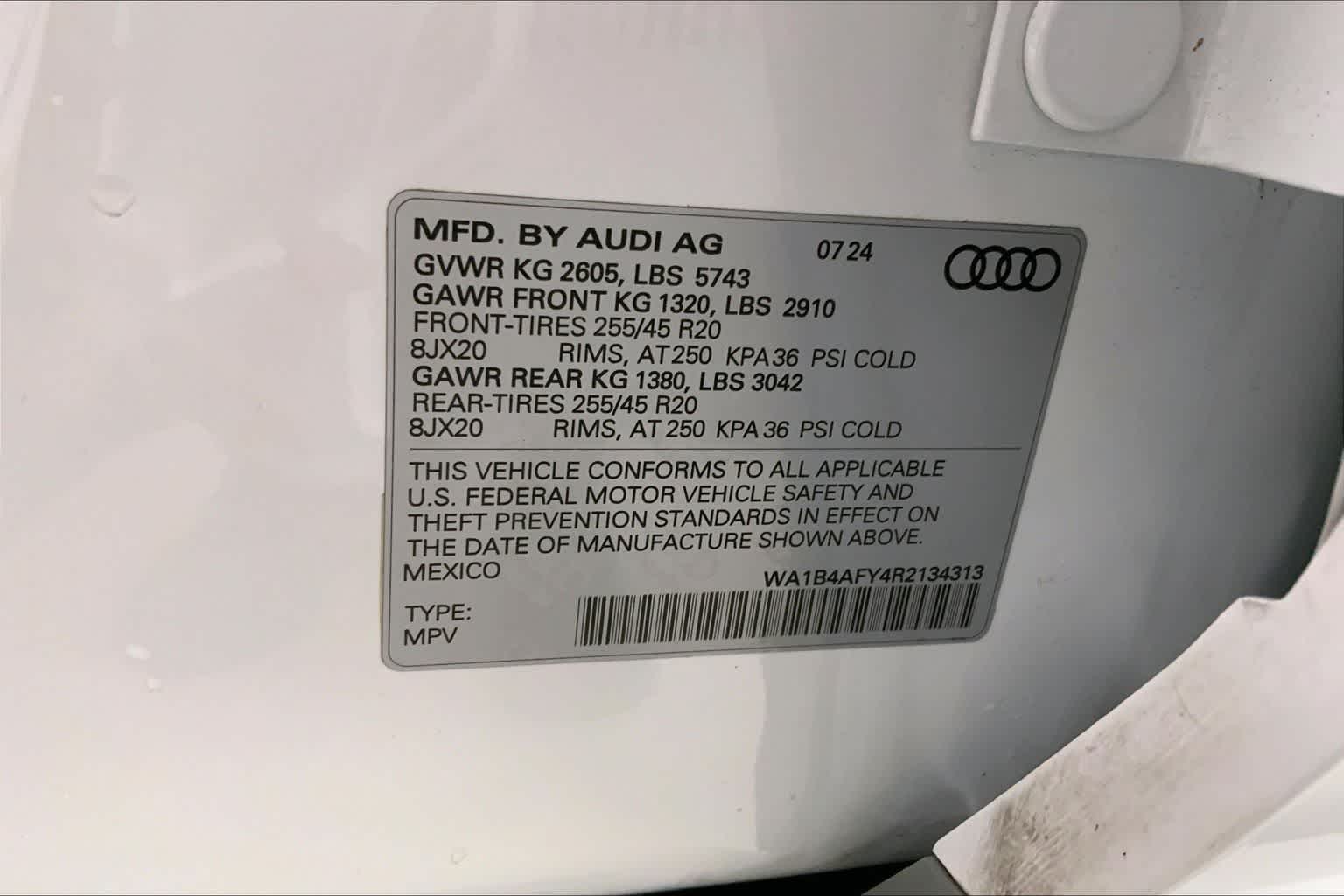 Thumbnail: 2024 Audi SQ5 - 19