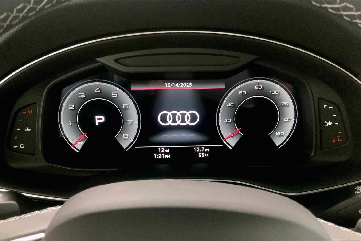 Thumbnail: 2026 Audi Q8 - 18