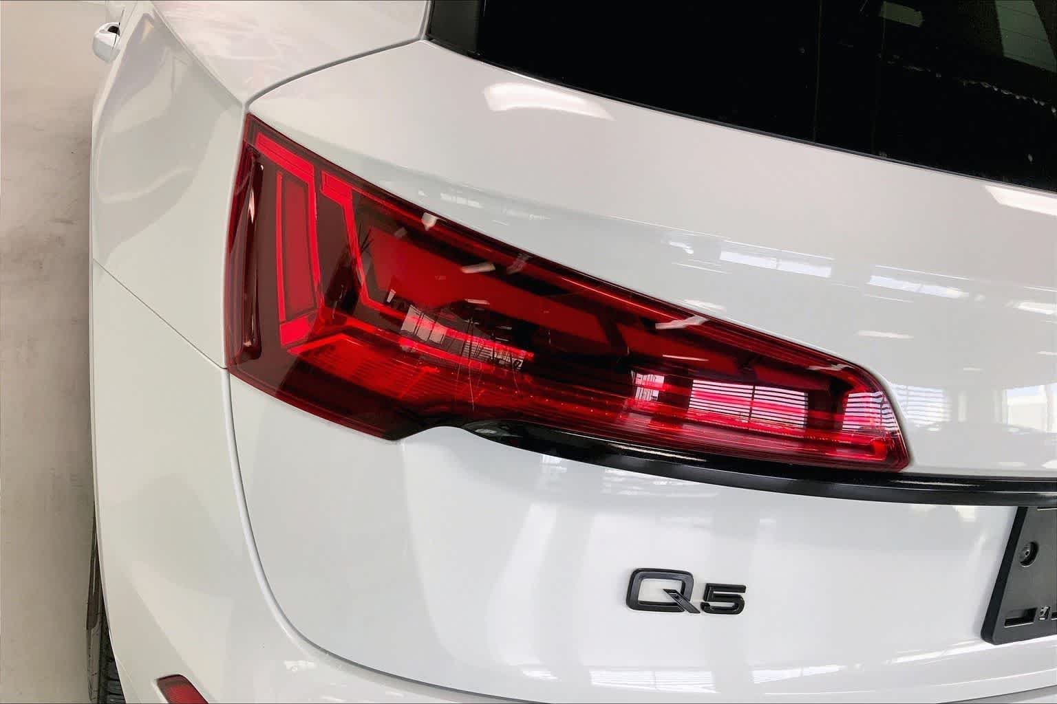 Thumbnail: 2023 Audi Q5 - 29