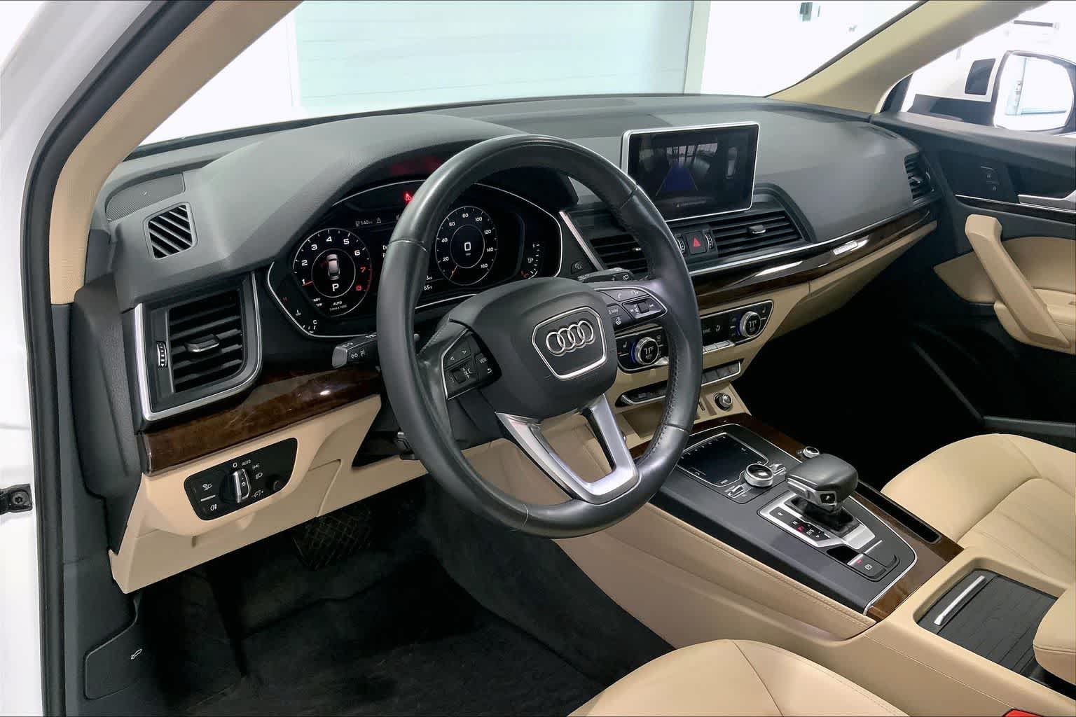 Thumbnail: 2020 Audi Q5 - 2
